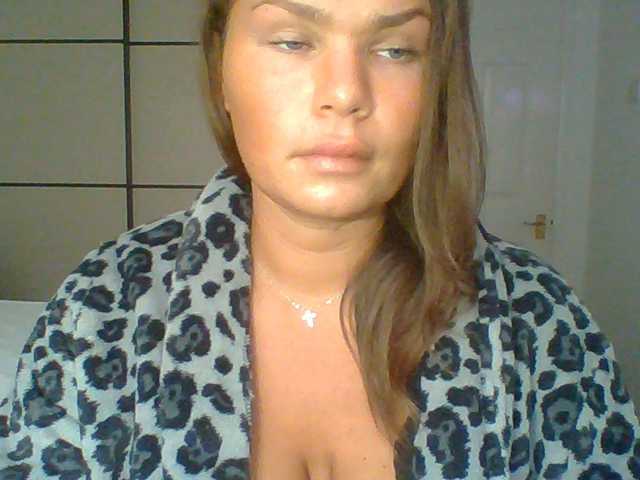 PrincessGem live cam on BongaCams