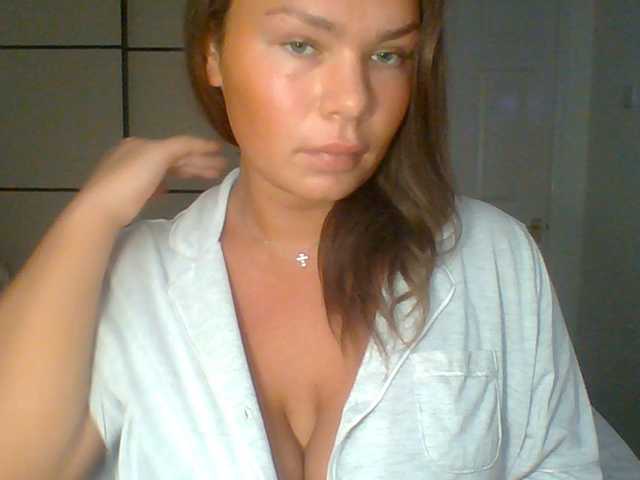 PrincessGem live cam on BongaCams
