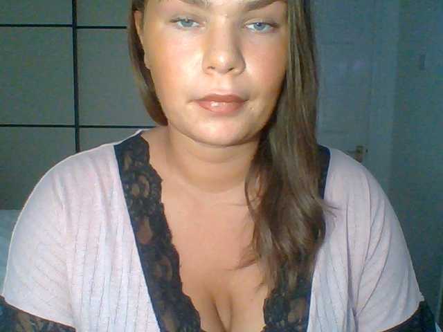PrincessGem live cam on BongaCams