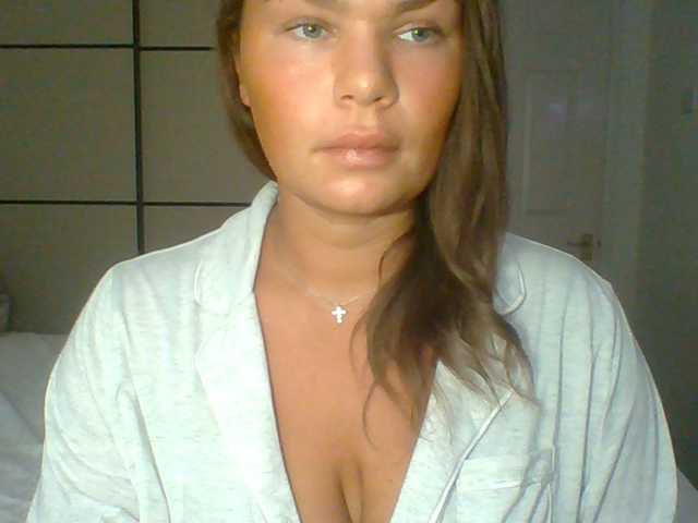 GEMMARMALADE live cam on BongaCams