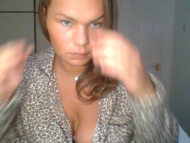 PrincessGem live cam on BongaCams