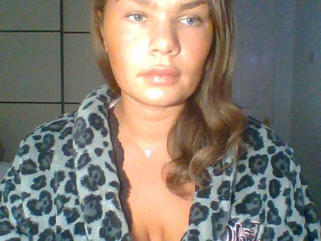 PrincessGem live cam on BongaCams