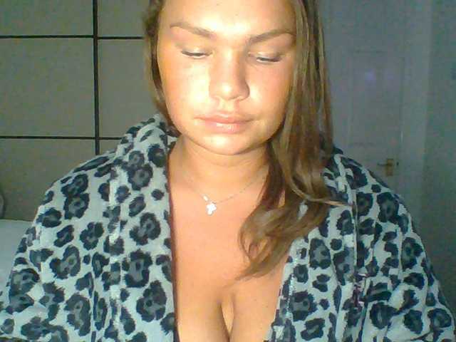 PrincessGem live cam on BongaCams