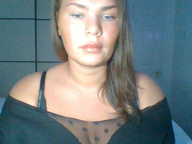 PrincessGem live cam on BongaCams