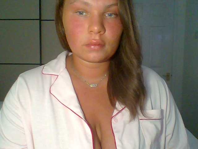 PrincessGem live cam on BongaCams