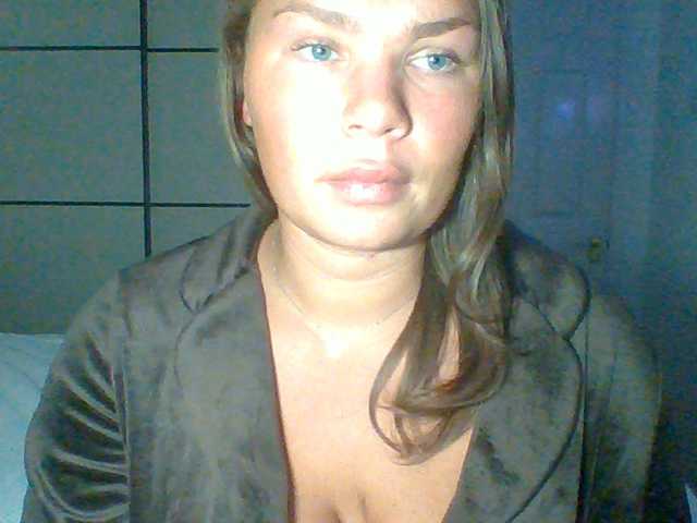 PrincessGem live cam on BongaCams