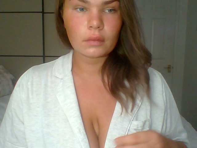 PrincessGem live cam on BongaCams