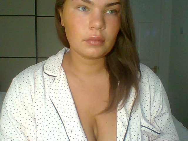 PrincessGem live cam on BongaCams