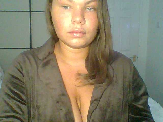 PrincessGem live cam on BongaCams
