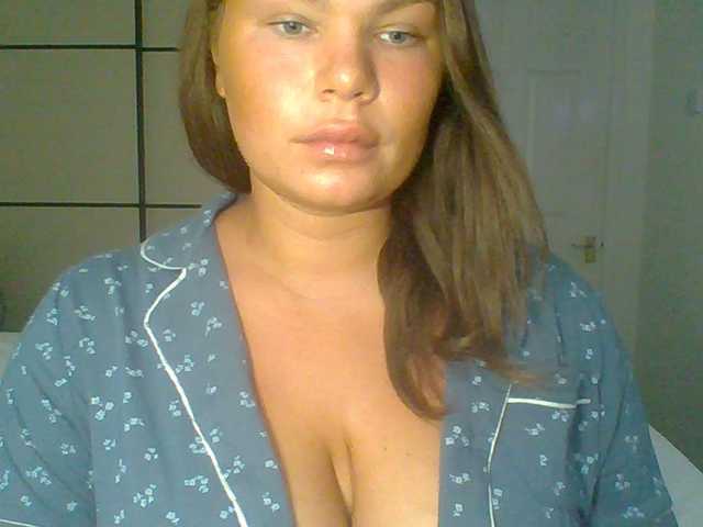 PrincessGem live cam on BongaCams