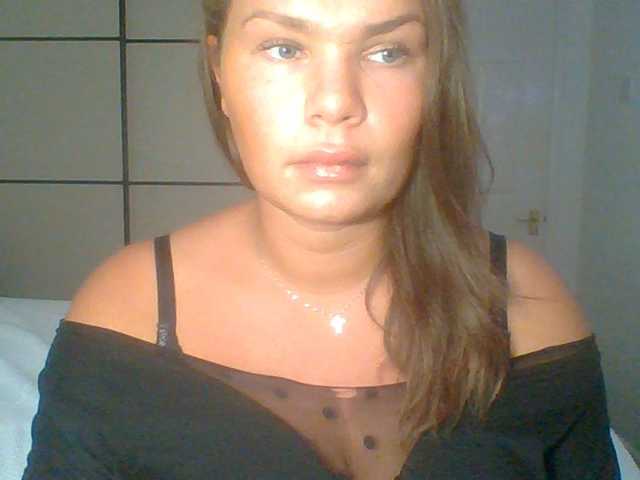 PrincessGem live cam on BongaCams