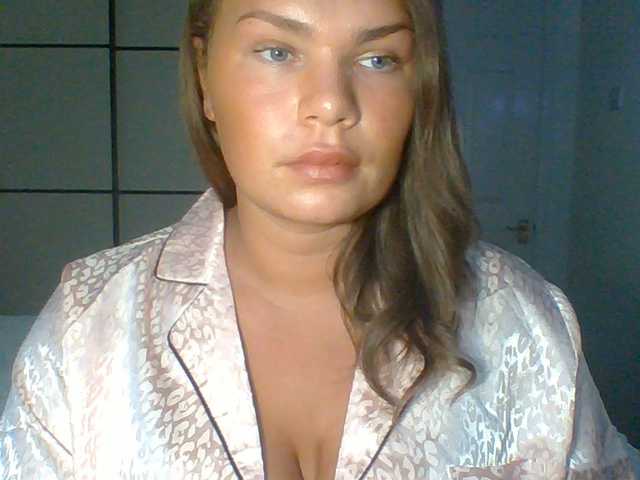 PrincessGem live cam on BongaCams