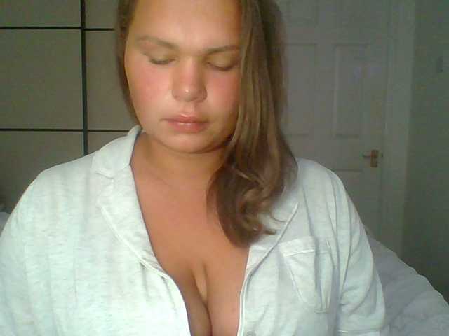 PrincessGem live cam on BongaCams