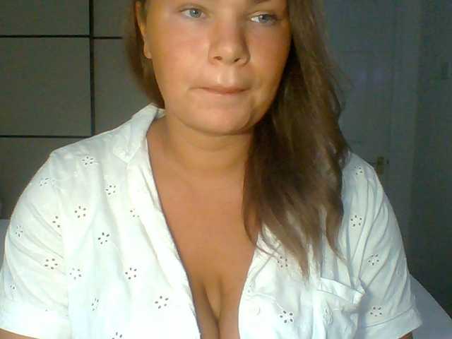PrincessGem live cam on BongaCams