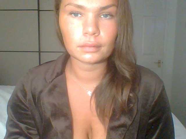PrincessGem live cam on BongaCams