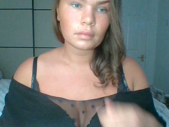 PrincessGem live cam on BongaCams