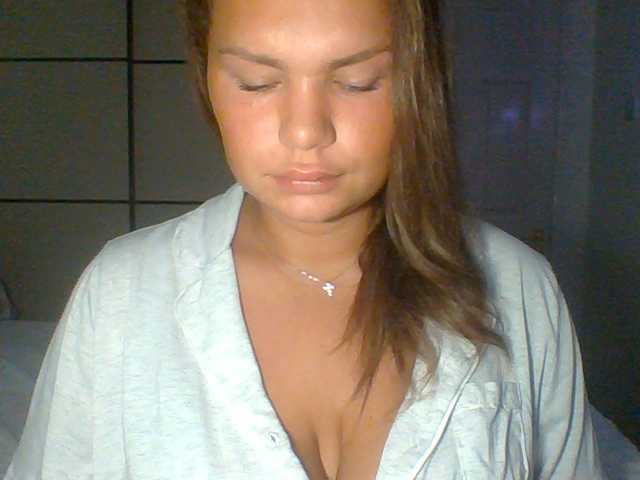PrincessGem live cam on BongaCams