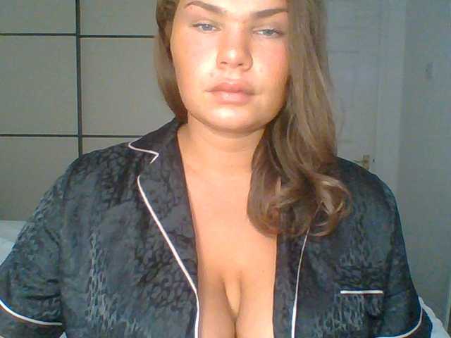PrincessGem live cam on BongaCams