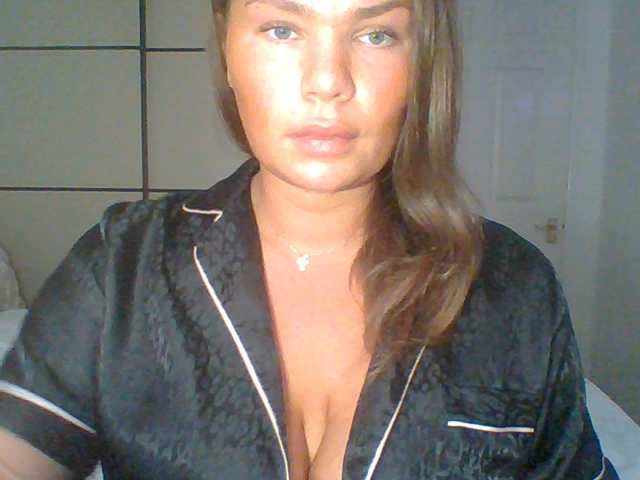 PrincessGem live cam on BongaCams