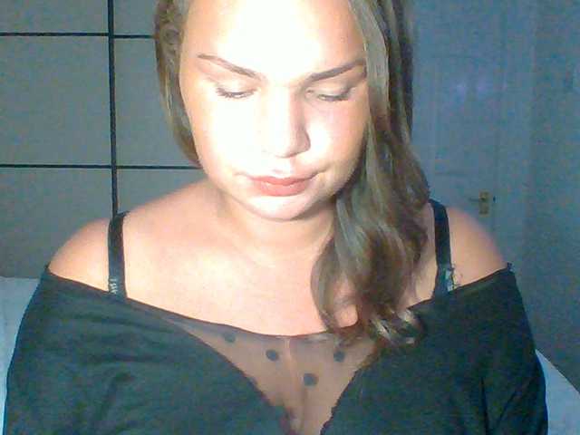 PrincessGem live cam on BongaCams