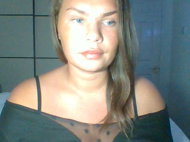 PrincessGem live cam on BongaCams