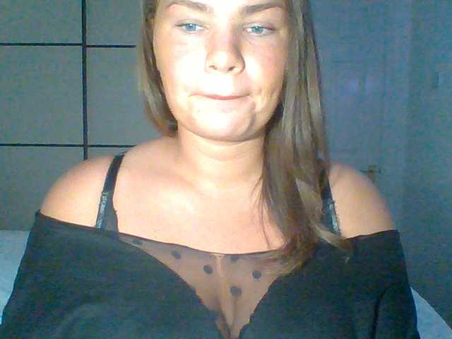 PrincessGem live cam on BongaCams