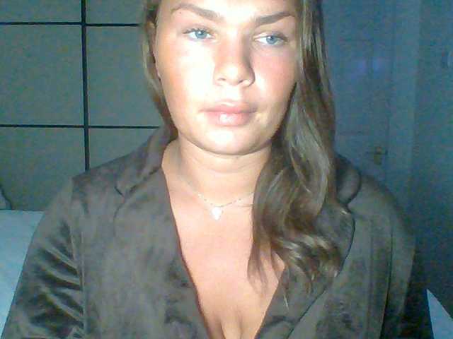 PrincessGem live cam on BongaCams