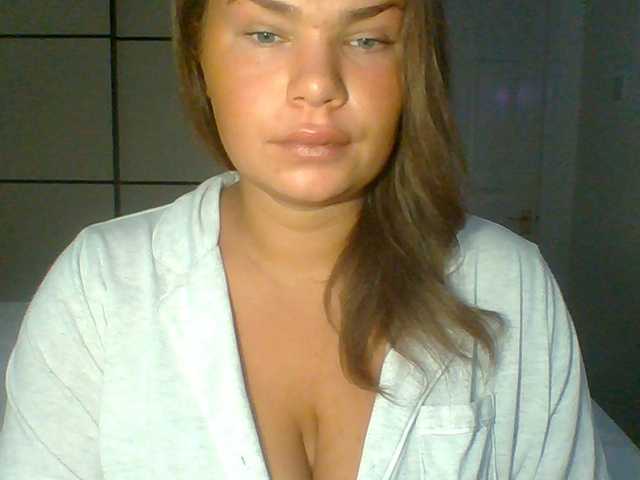 PrincessGem live cam on BongaCams