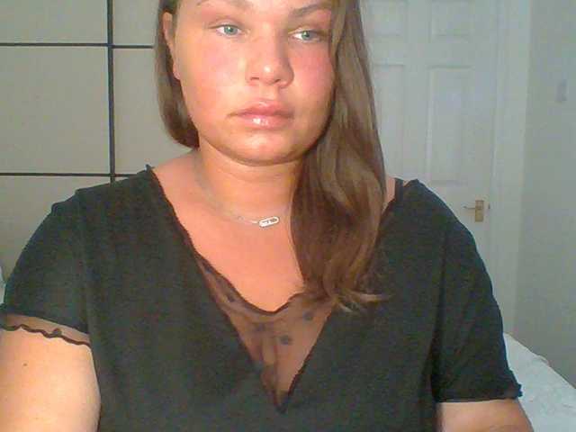 PrincessGem live cam on BongaCams