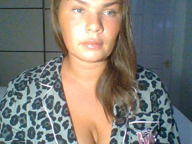 PrincessGem live cam on BongaCams