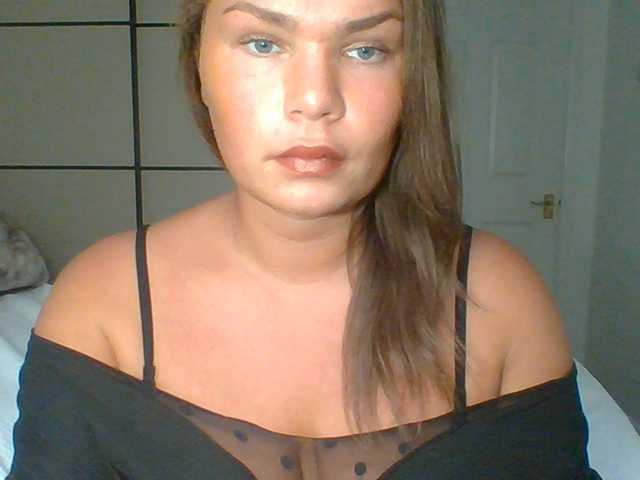 PrincessGem live cam on BongaCams