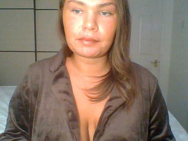 PrincessGem live cam on BongaCams