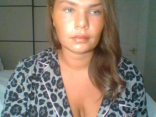 PrincessGem live cam on BongaCams