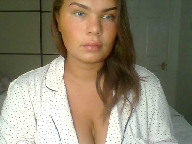 PrincessGem live cam on BongaCams