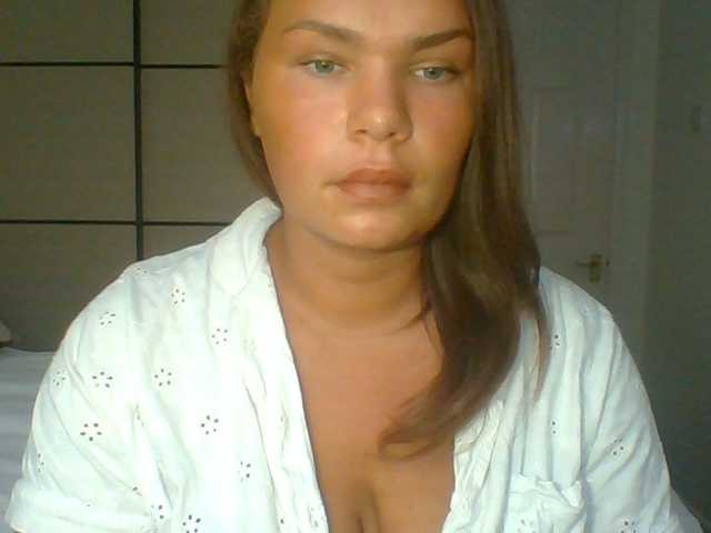 PrincessGem live cam on BongaCams
