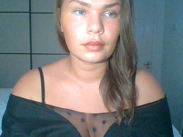PrincessGem live cam on BongaCams