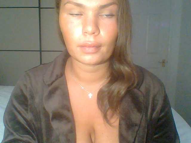 PrincessGem live cam on BongaCams