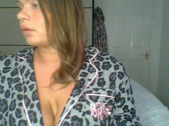 PrincessGem live cam on BongaCams