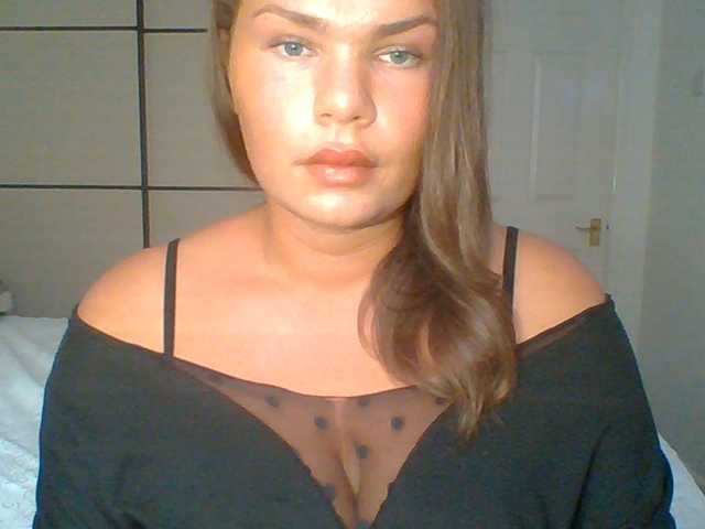 PrincessGem live cam on BongaCams