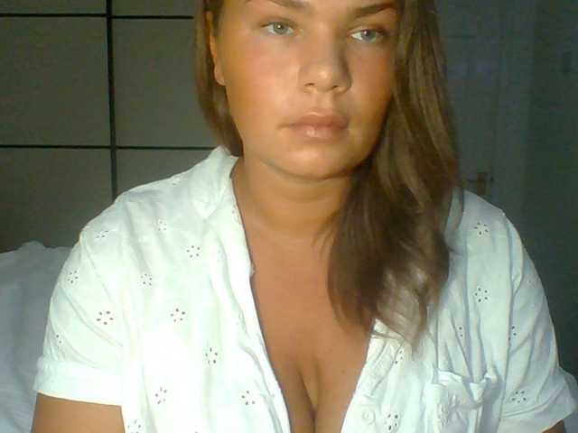 PrincessGem live cam on BongaCams