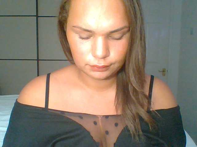 PrincessGem live cam on BongaCams