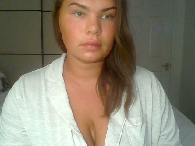 PrincessGem live cam on BongaCams