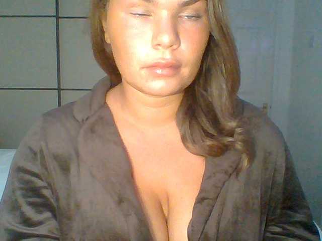 PrincessGem live cam on BongaCams