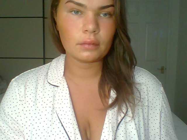 PrincessGem live cam on BongaCams