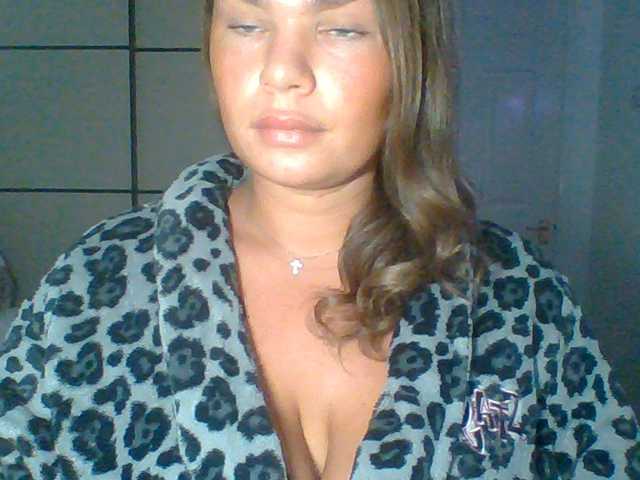 PrincessGem live cam on BongaCams