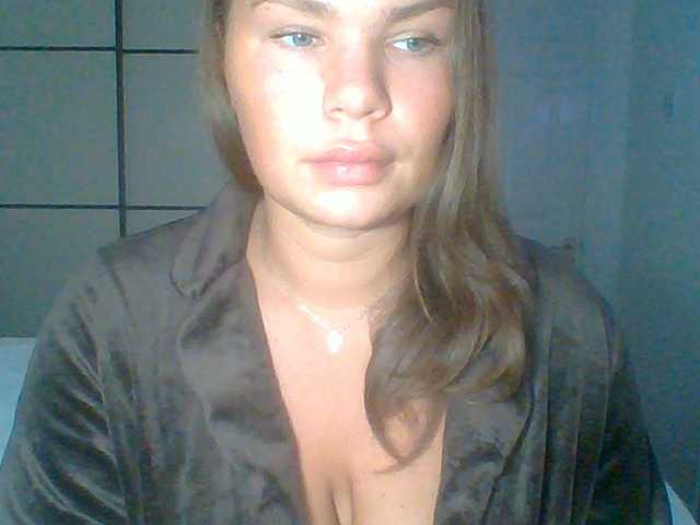 PrincessGem live cam on BongaCams
