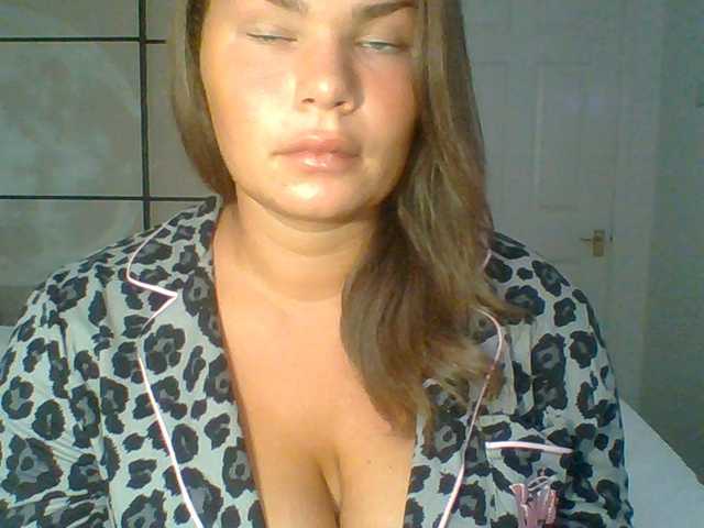 PrincessGem live cam on BongaCams
