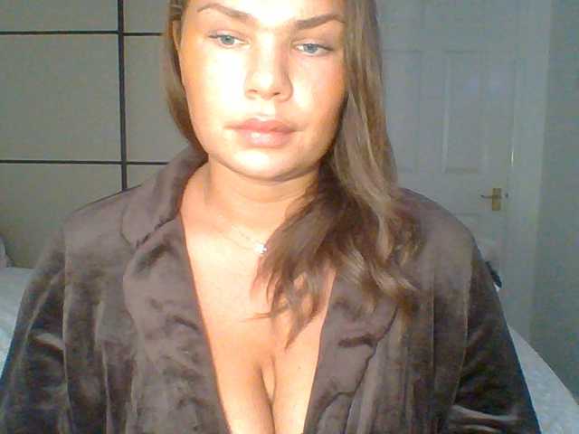 PrincessGem live cam on BongaCams