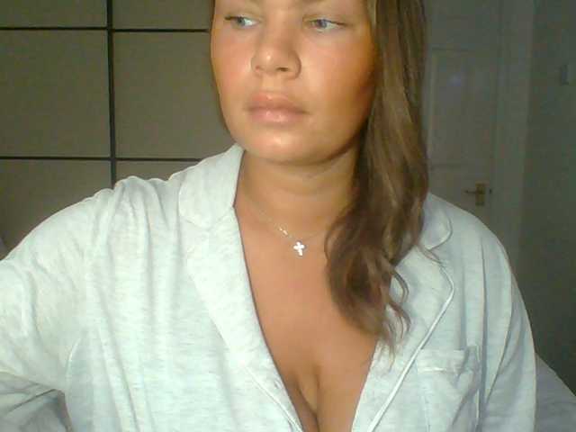 PrincessGem live cam on BongaCams