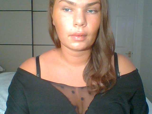 PrincessGem live cam on BongaCams